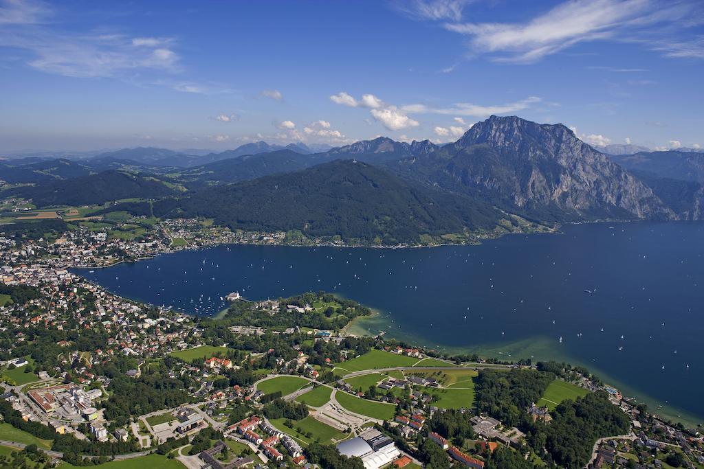 Landhotel Gruenberg Am See Gmunden Extérieur photo